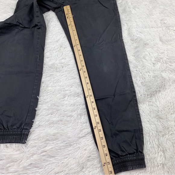 Abercrombie and Fitch men chino joggers pants elastic waist in black - Picture 4 of 10